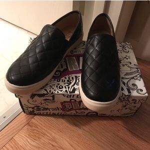 Brash size 9 slip on sneakers